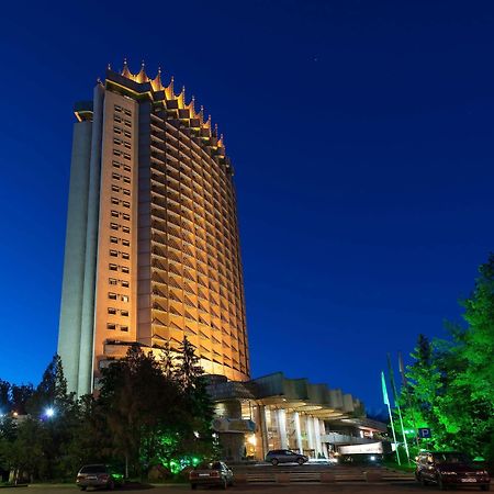 Kazakhstan Hotel Almatı Dış mekan fotoğraf